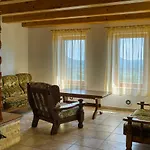 Oereghegyi Panorama Villa, * Balatonederics