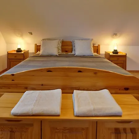 Oereghegyi Panorama Villa, *