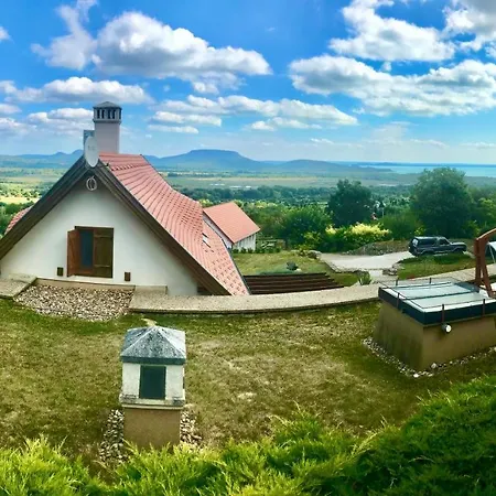 Vila Oereghegyi Panorama Villa, Balatonederics
