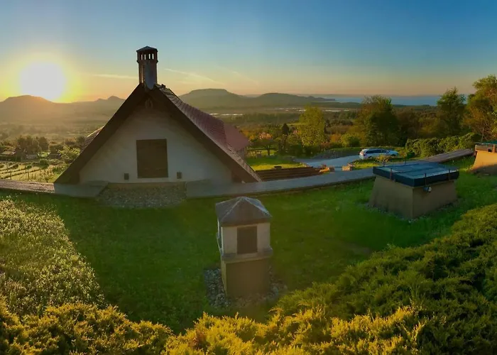 Oereghegyi Panorama Villa, Вилла Балатонедерич
