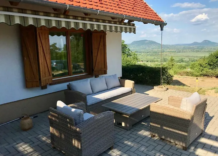 Вилла Oereghegyi Panorama Villa, Балатонедерич