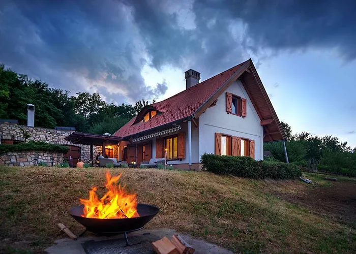 Вилла Oereghegyi Panorama Villa, Балатонедерич